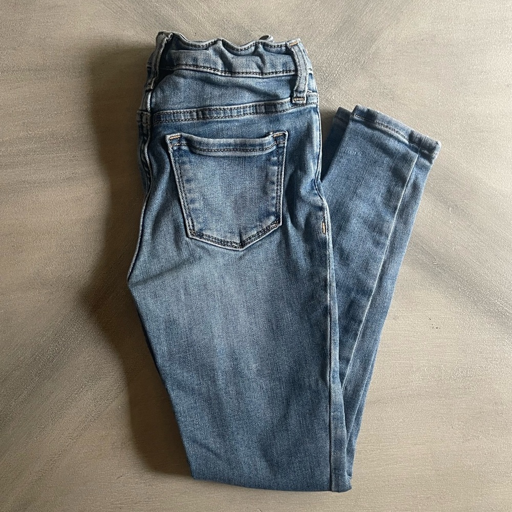 Girl’s GAP Stretch High Rise Jeggings - Size 7